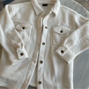 Cozy Cream Sherpa Jacket size S